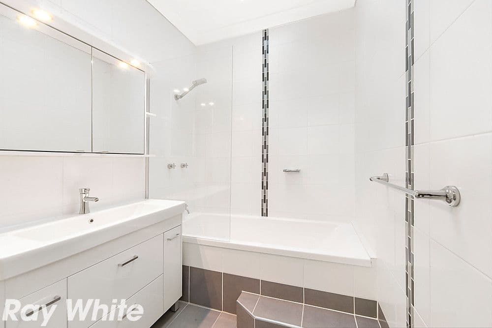 33 Dobson Crescent, Baulkham Hills NSW 2153, Baulkham Hills - Thumbnail 8