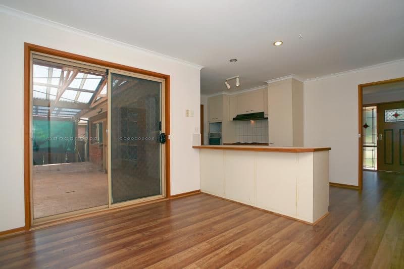 8 St Agnes Court, CARRUM DOWNS VIC 3201, Carrum Downs - Thumbnail 4