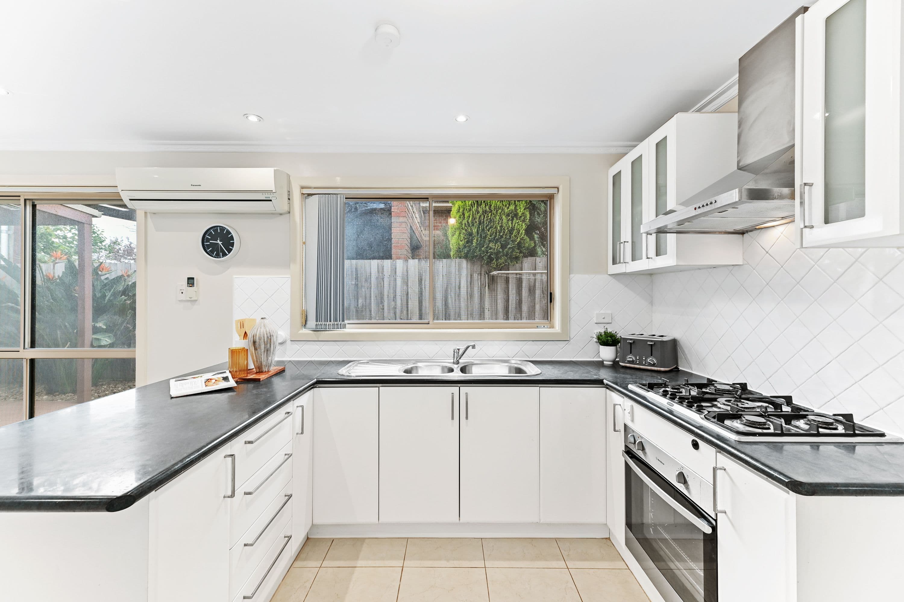 18 Greta Street, Oakleigh East VIC 3166, Oakleigh East - Thumbnail 8