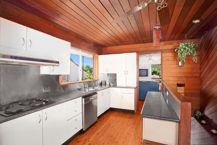 9 Timothy Avenue, CASTLE HILL NSW 2154, Castle Hill - Thumbnail 4