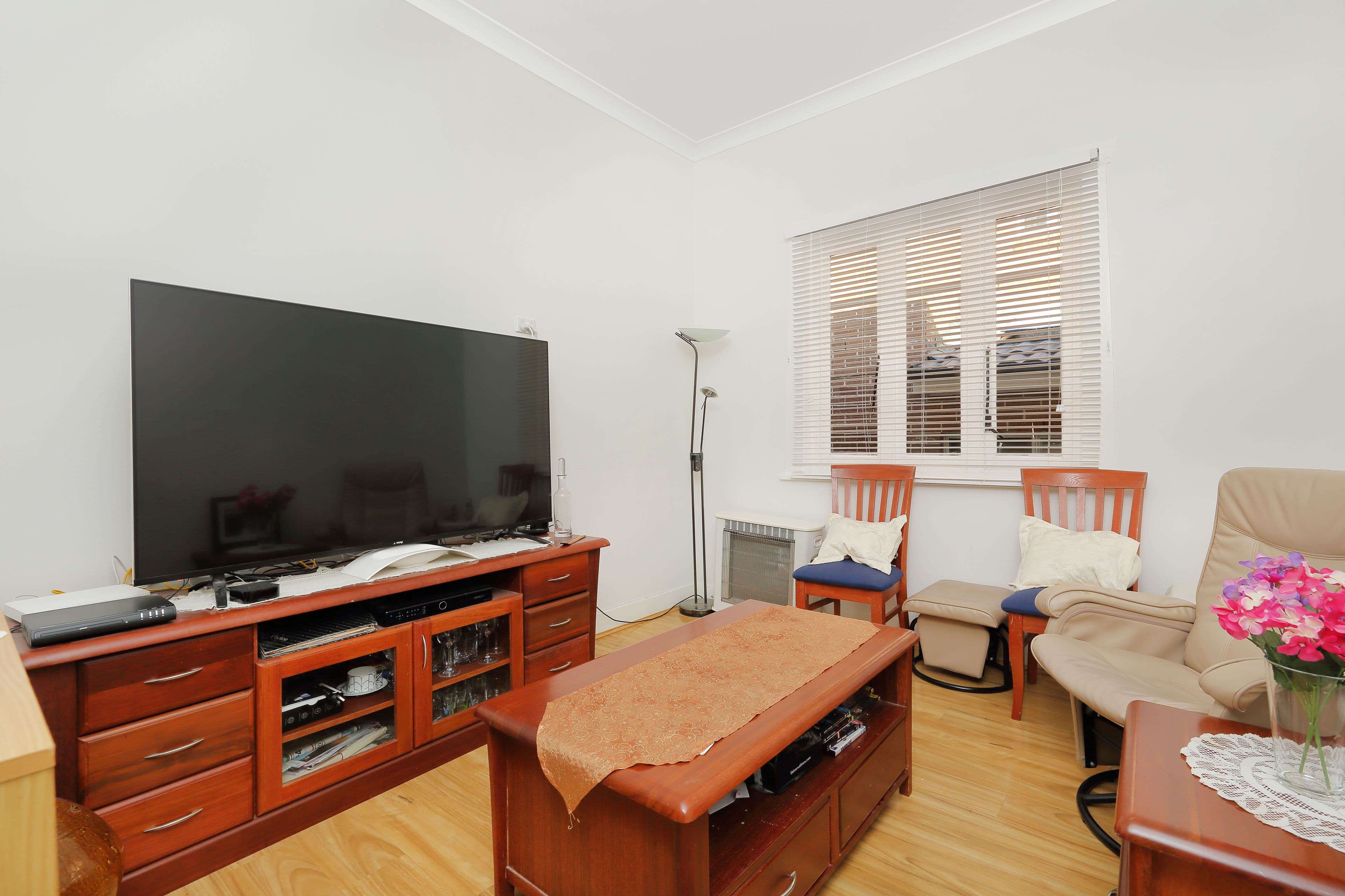 11 Universal Street, Mortdale - Thumbnail 2