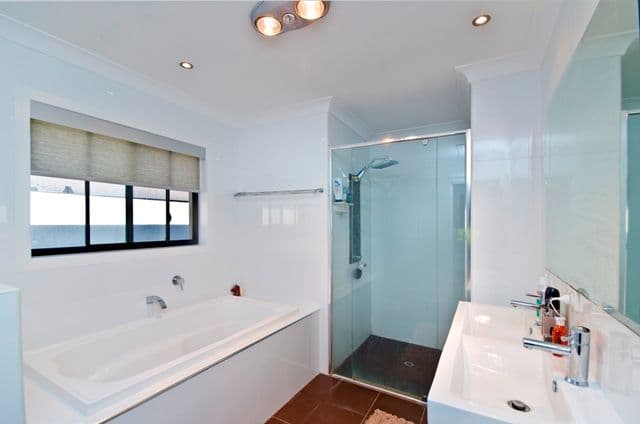 5 Village High Road, BENOWA QLD 4217, Benowa - Thumbnail 6