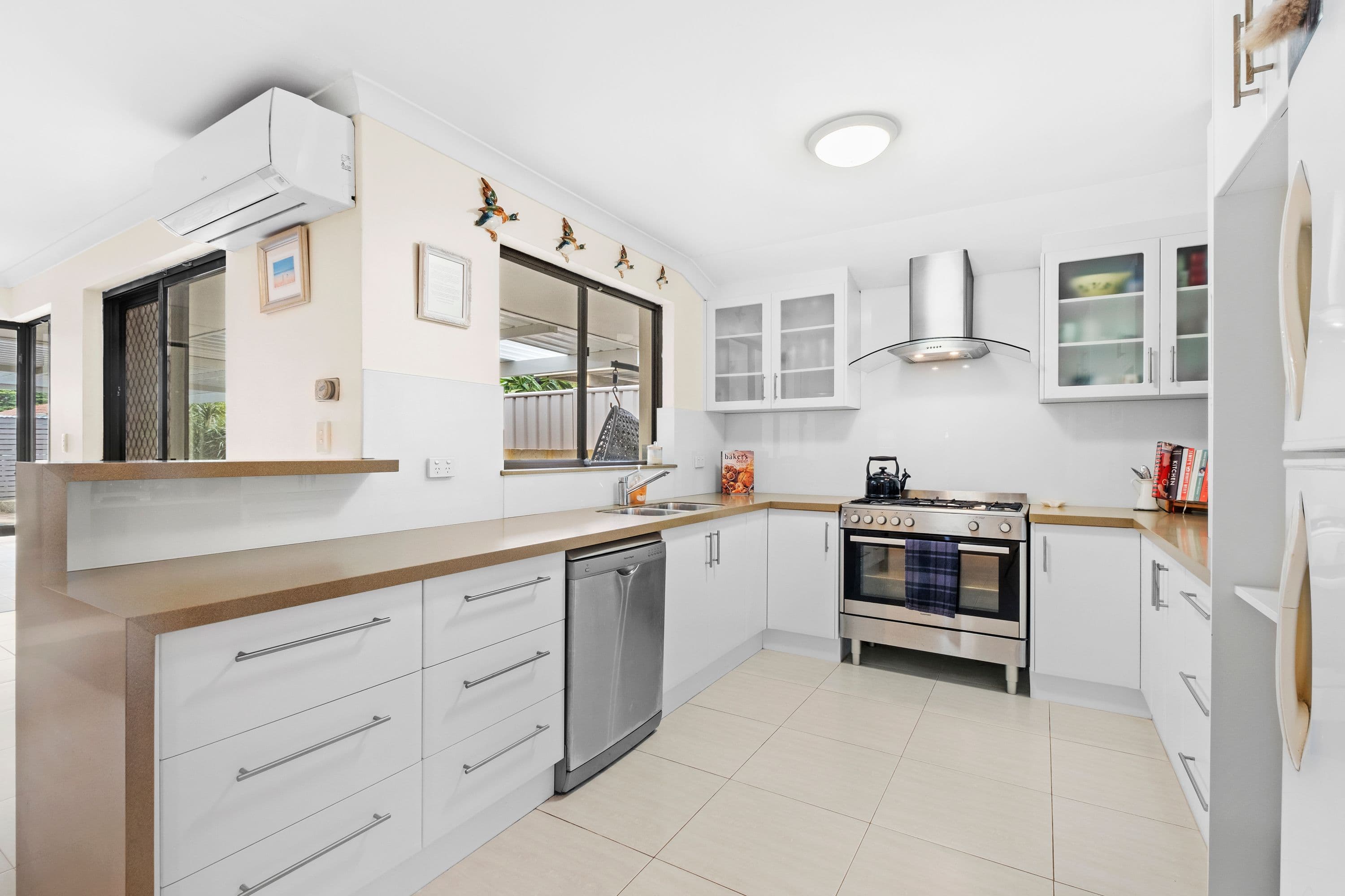 116 Vellgrove Avenue, Parkwood WA 6147, Parkwood - Thumbnail 6