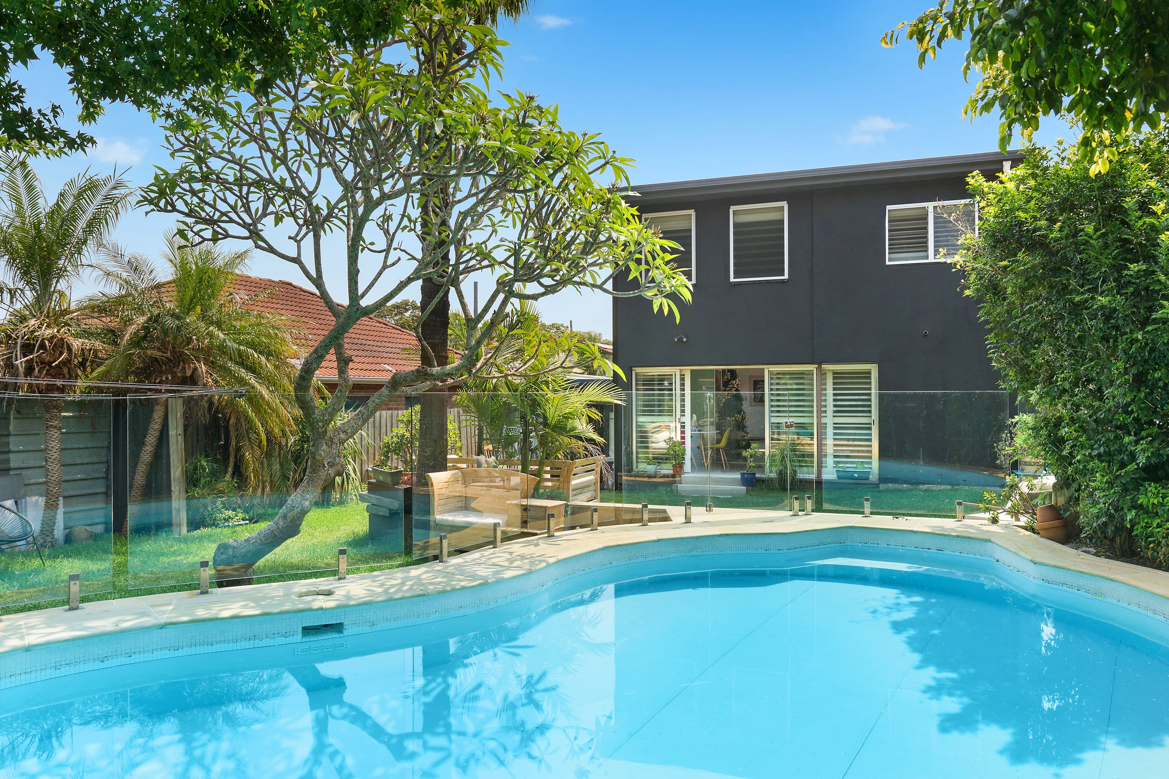 73 Oliver Street, Freshwater - Image 1