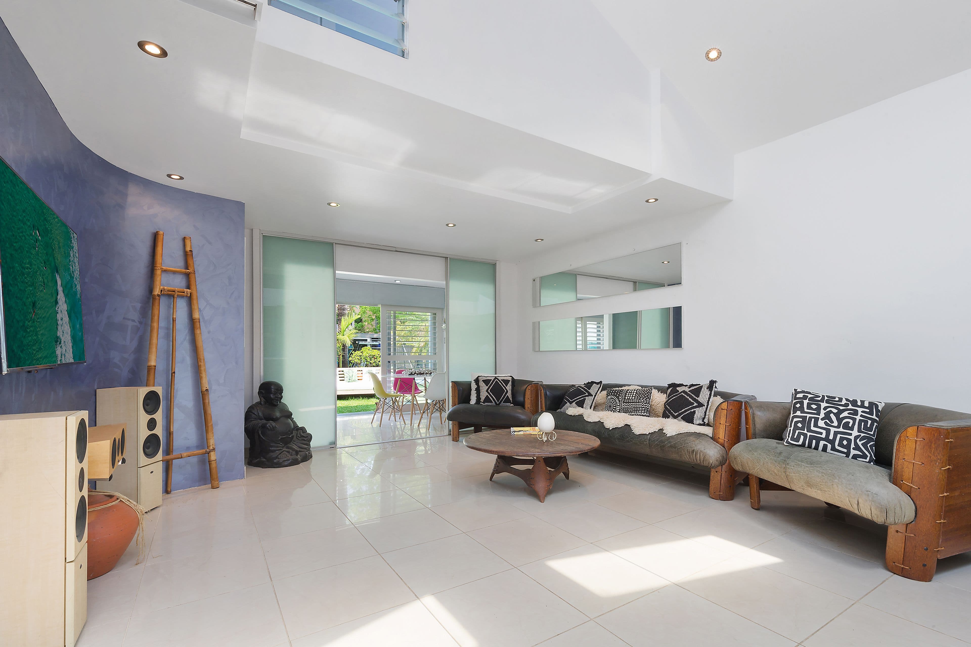 73 Oliver Street, Freshwater - Thumbnail 4