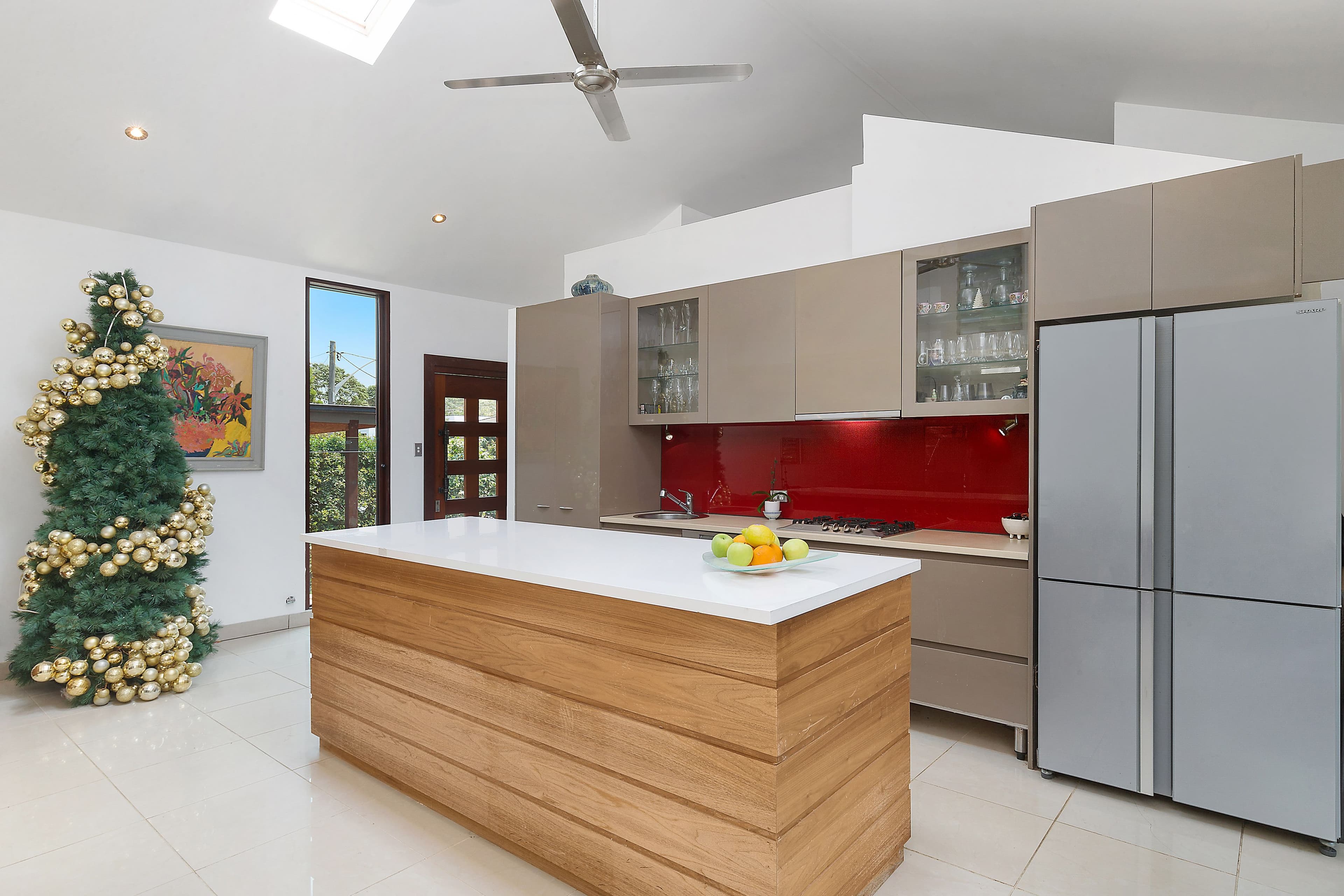 73 Oliver Street, Freshwater - Thumbnail 7