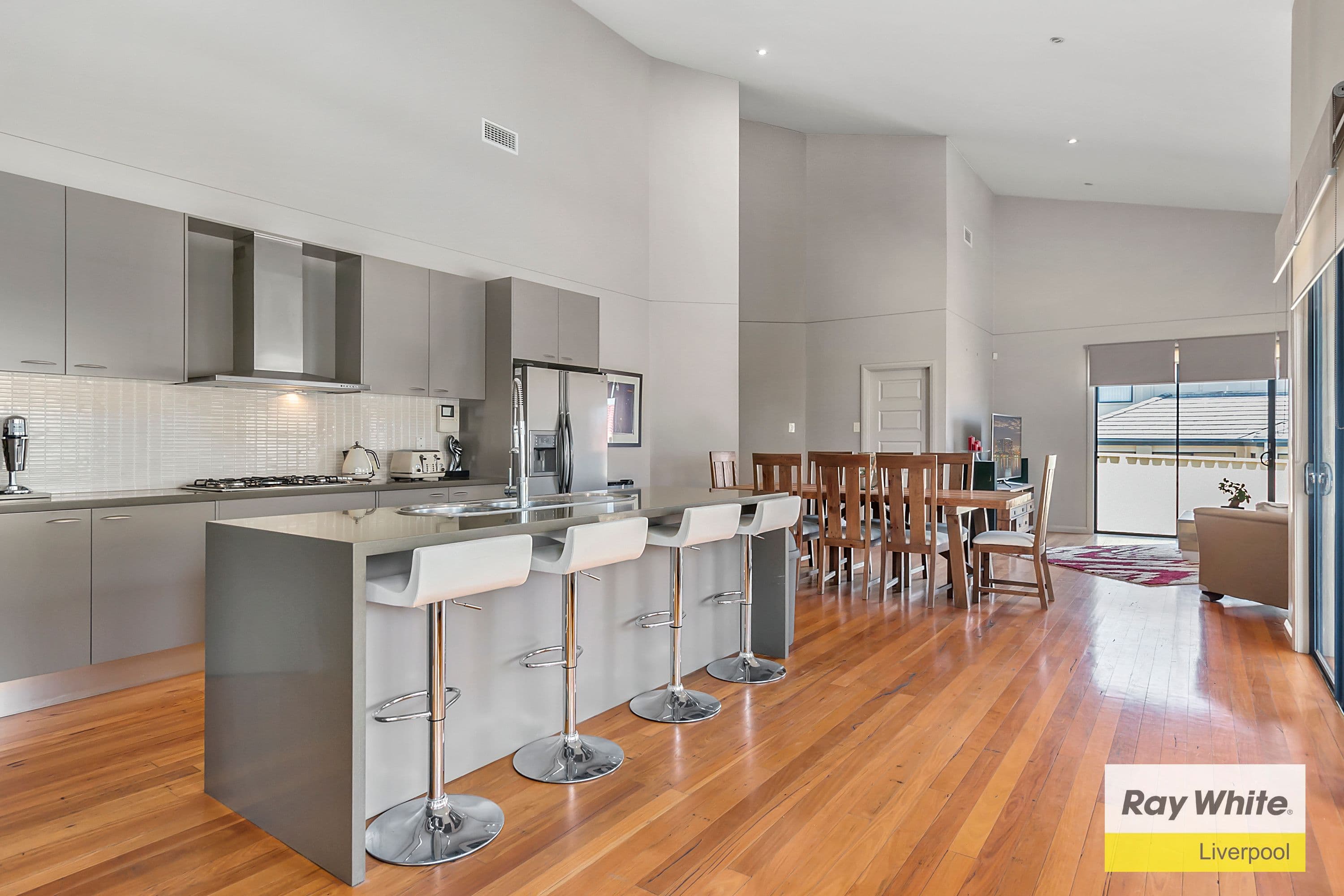 62 Hambledon Circuit, Harrington Park - Thumbnail 2