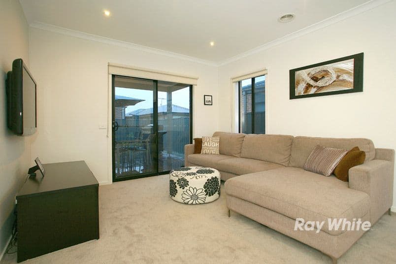 9 Abrus Circuit, CRANBOURNE NORTH VIC 3977, Cranbourne North - Thumbnail 3