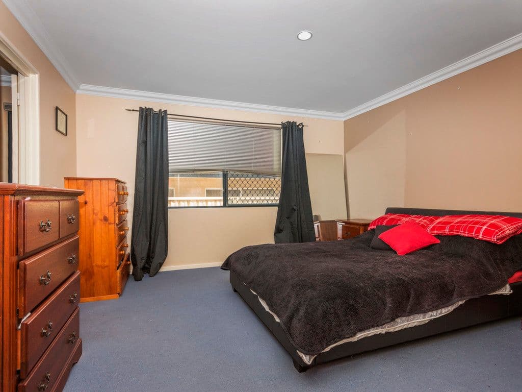 12 Seaview Boulevard, Wandina WA 6530, Wandina - Thumbnail 3