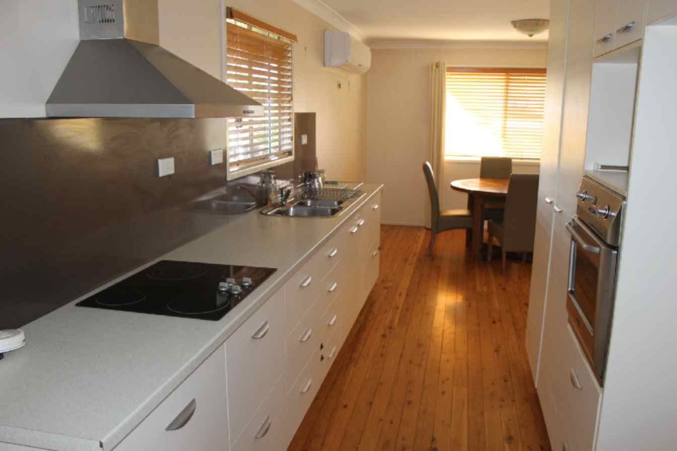 14 Hedge Road, DALBY QLD 4405, Dalby - Thumbnail 4
