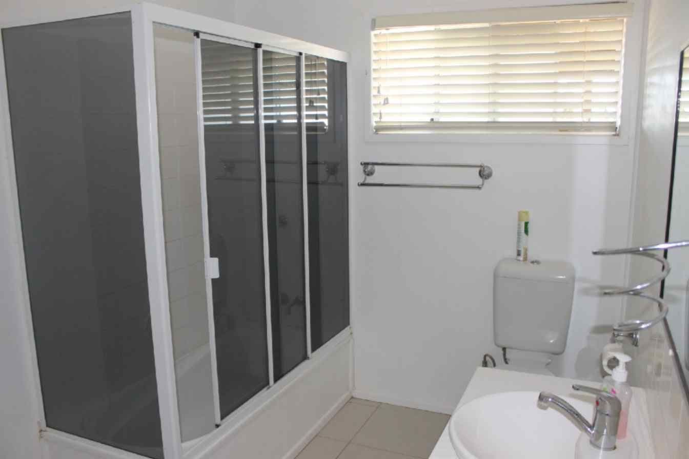 14 Hedge Road, DALBY QLD 4405, Dalby - Thumbnail 8