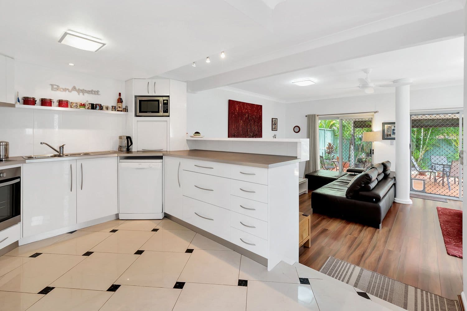 278 Oxley Drive, Coombabah QLD 4216, Coombabah - Thumbnail 7