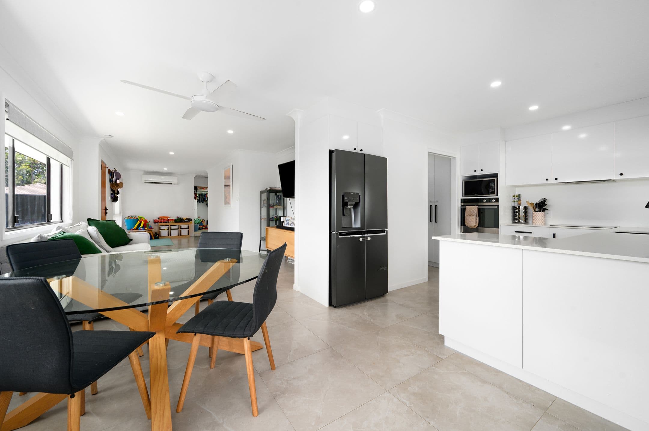 2 Chiba Street, Coombabah QLD 4216, Coombabah - Thumbnail 5