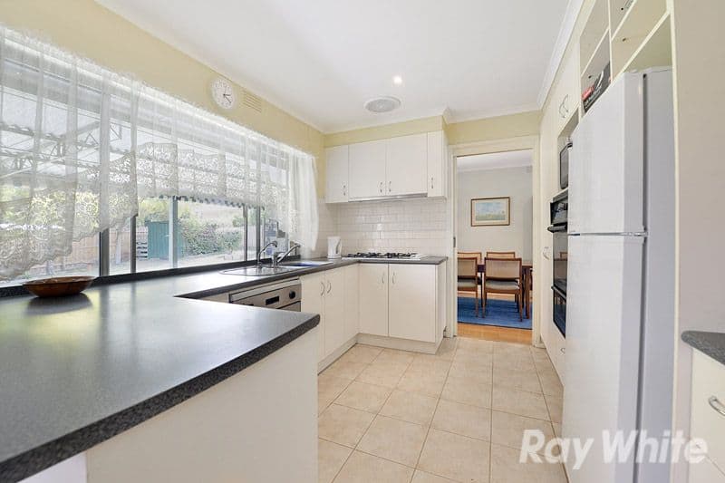 12 Dobson Street, Ferntree Gully VIC 3156, Ferntree Gully - Thumbnail 4