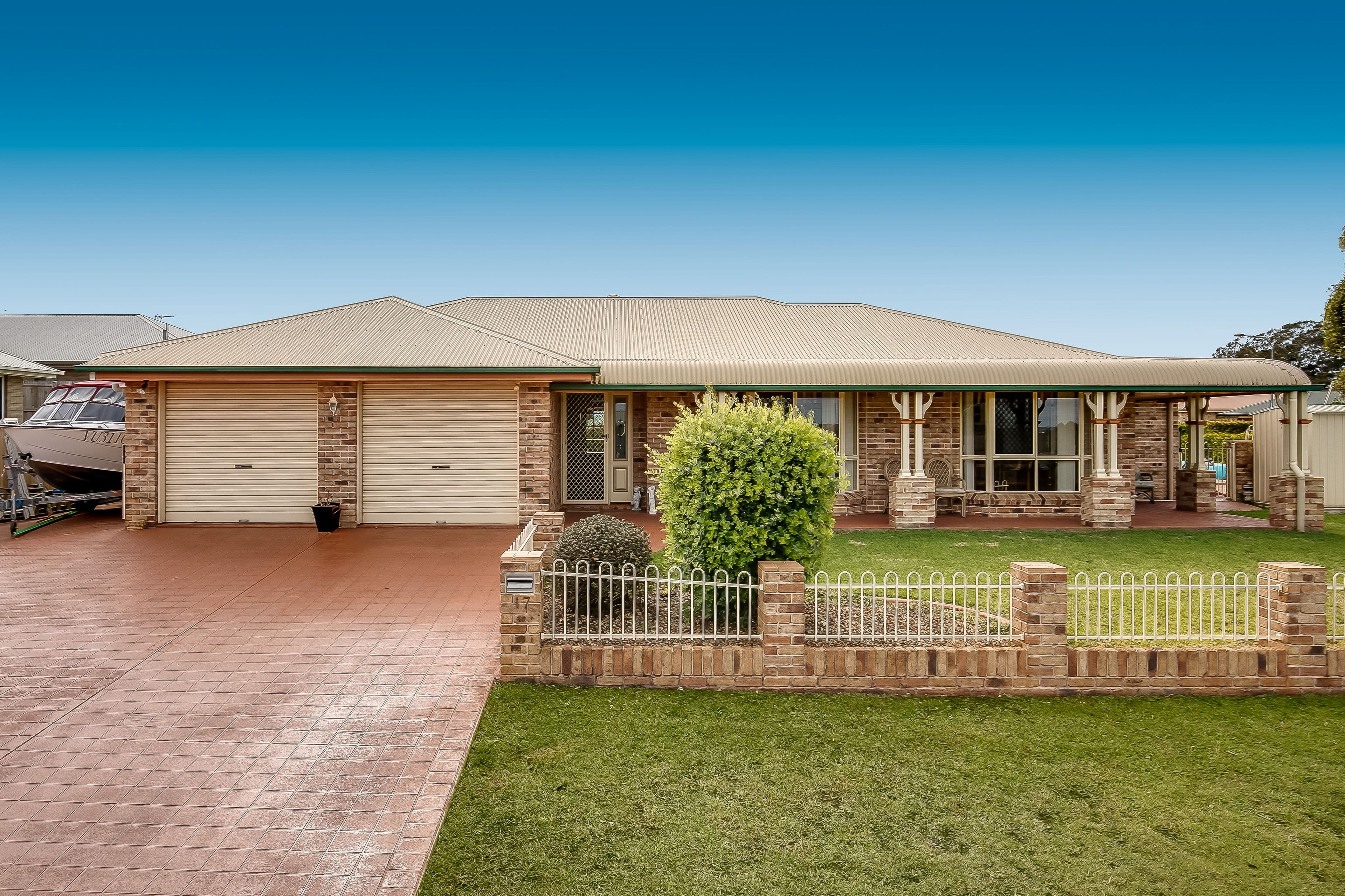 17 Macrossan Street, Cranley QLD 4350, Cranley - Image 1