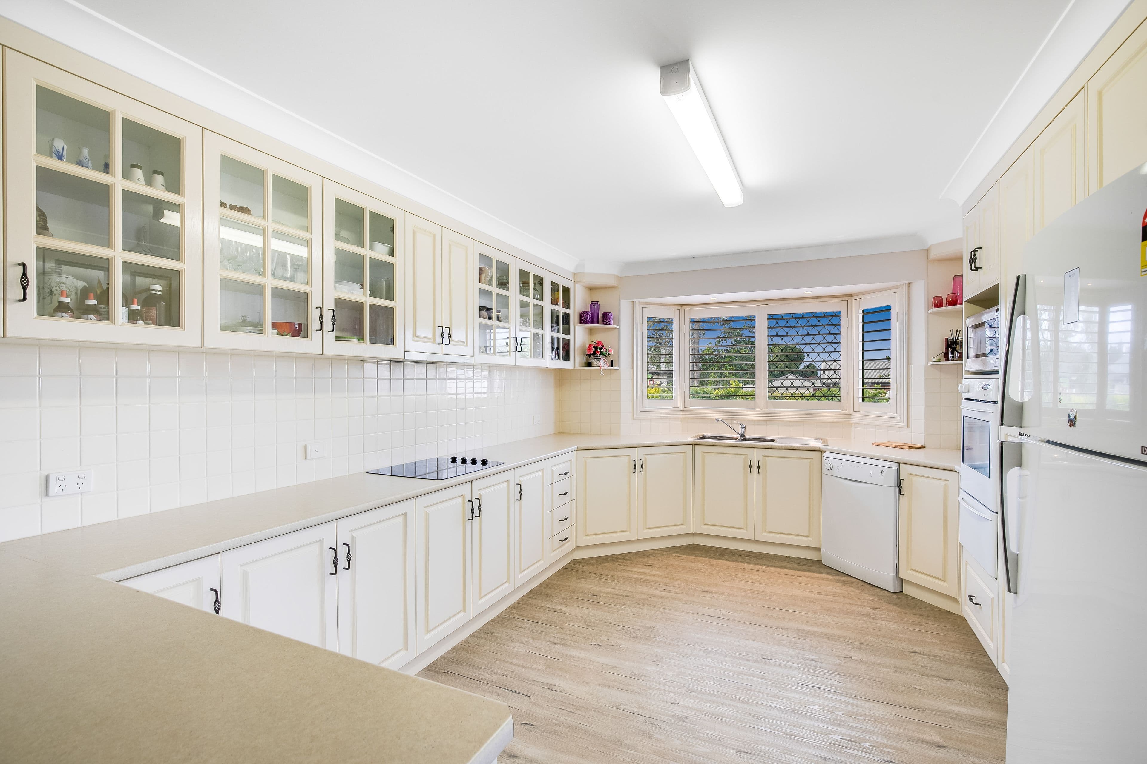 17 Macrossan Street, Cranley QLD 4350, Cranley - Thumbnail 2