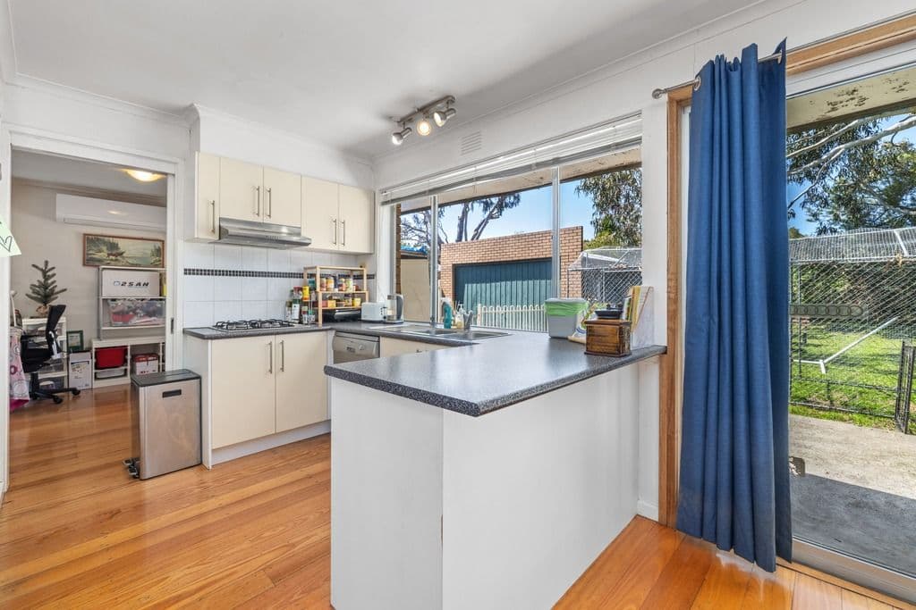 671 Stud Road, Scoresby VIC 3179, Scoresby - Thumbnail 3