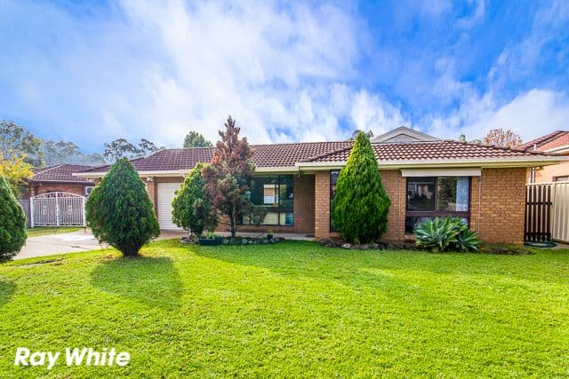 2 Ernst Place, EDENSOR PARK NSW 2176, Edensor Park - Image 1