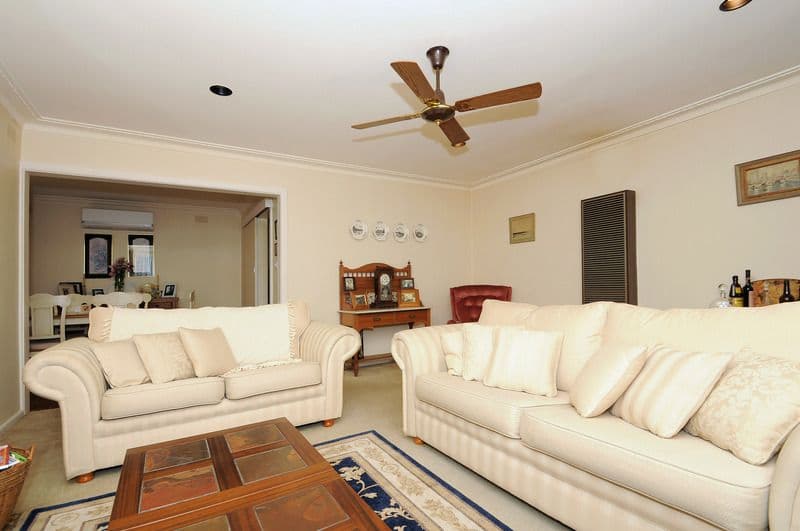 37 Meerlu Avenue, FRANKSTON VIC 3199, Frankston - Thumbnail 4