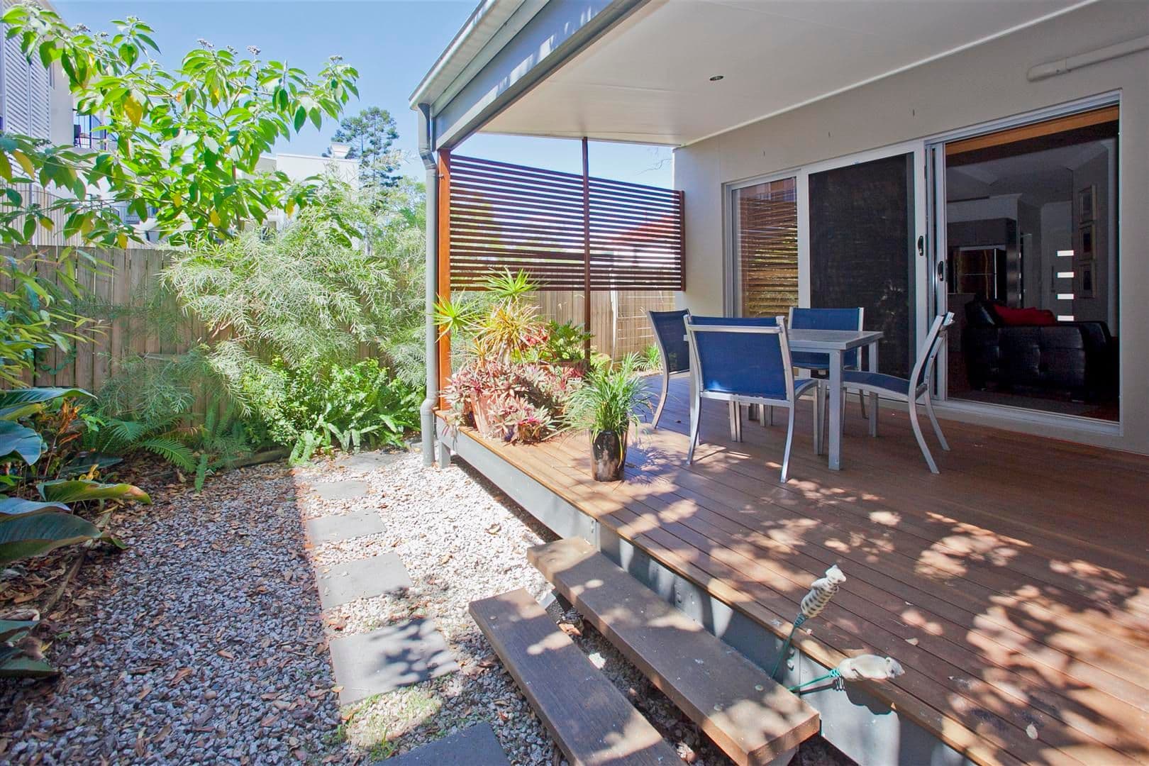 27 Birdwood Road, HOLLAND PARK WEST QLD 4121, Holland Park West - Thumbnail 5