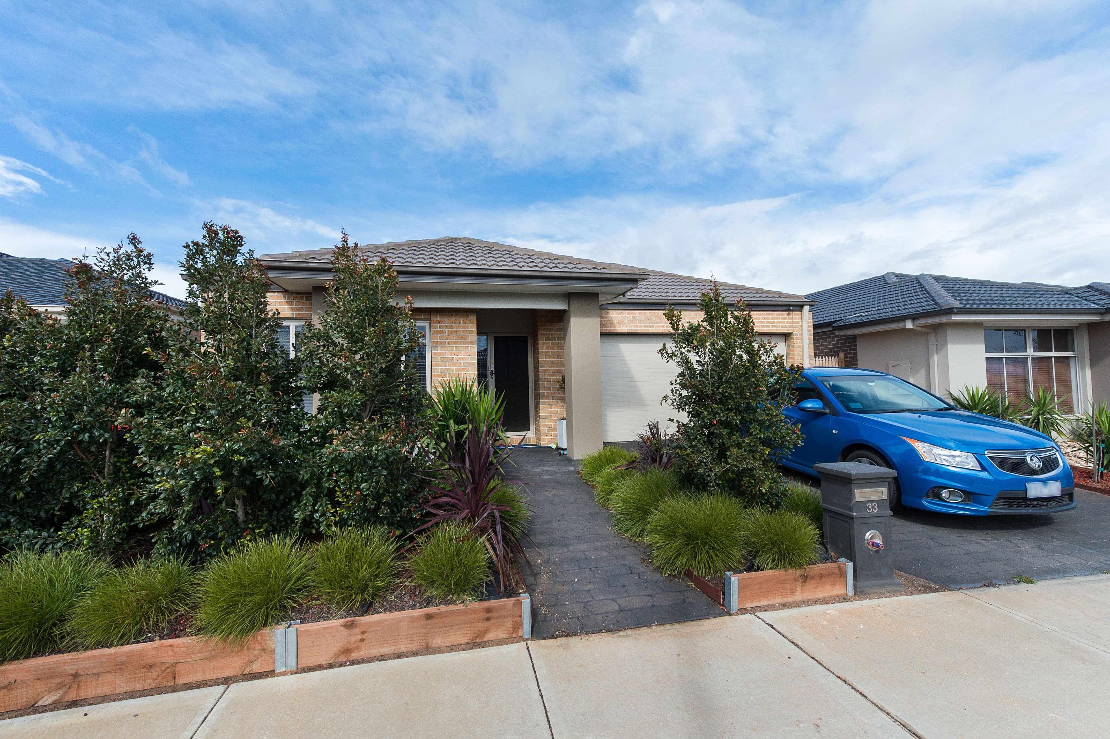 33 Blakewater Crescent, Melton South VIC 3338, Melton South - Thumbnail 2
