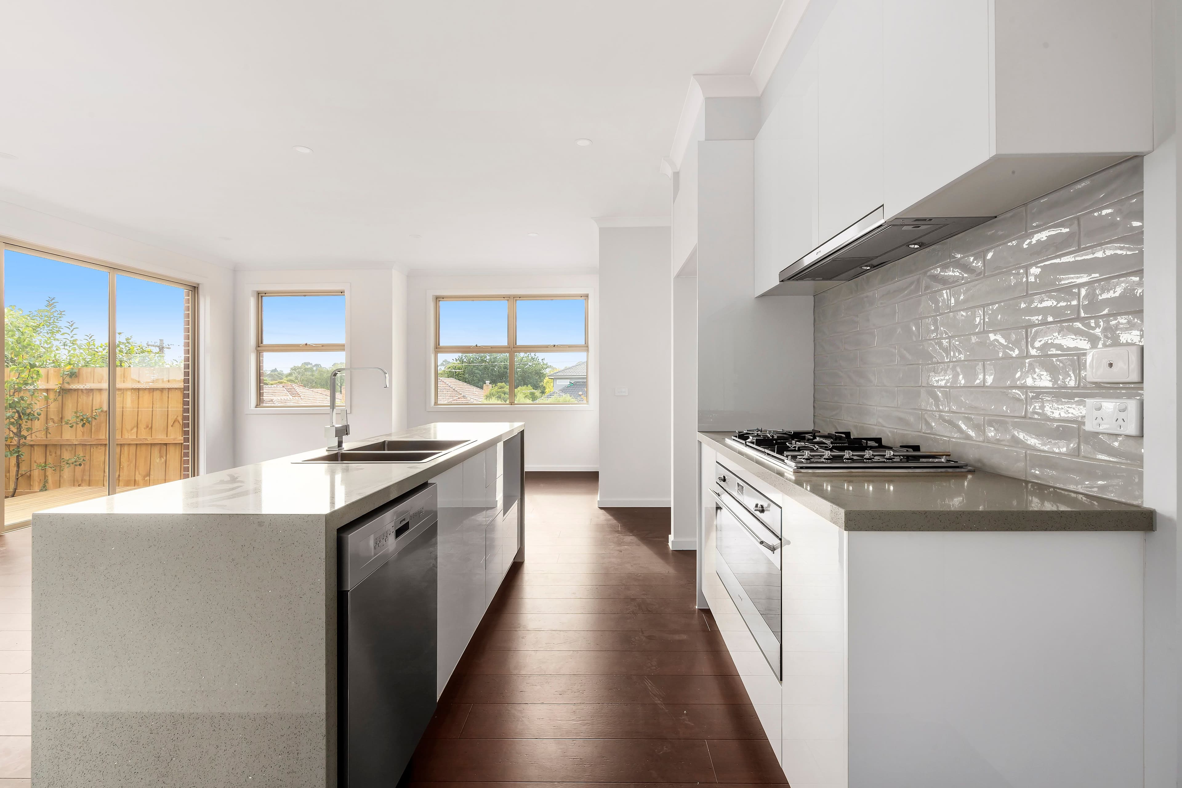 57-59 Bellevue Avenue, Rosanna VIC 3084, Rosanna - Thumbnail 2