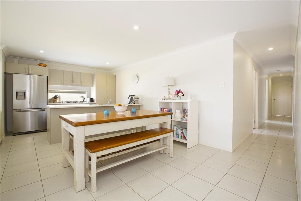 10 Glenmore Ridge Drive, GLENMORE PARK NSW 2745, Glenmore Park - Thumbnail 2