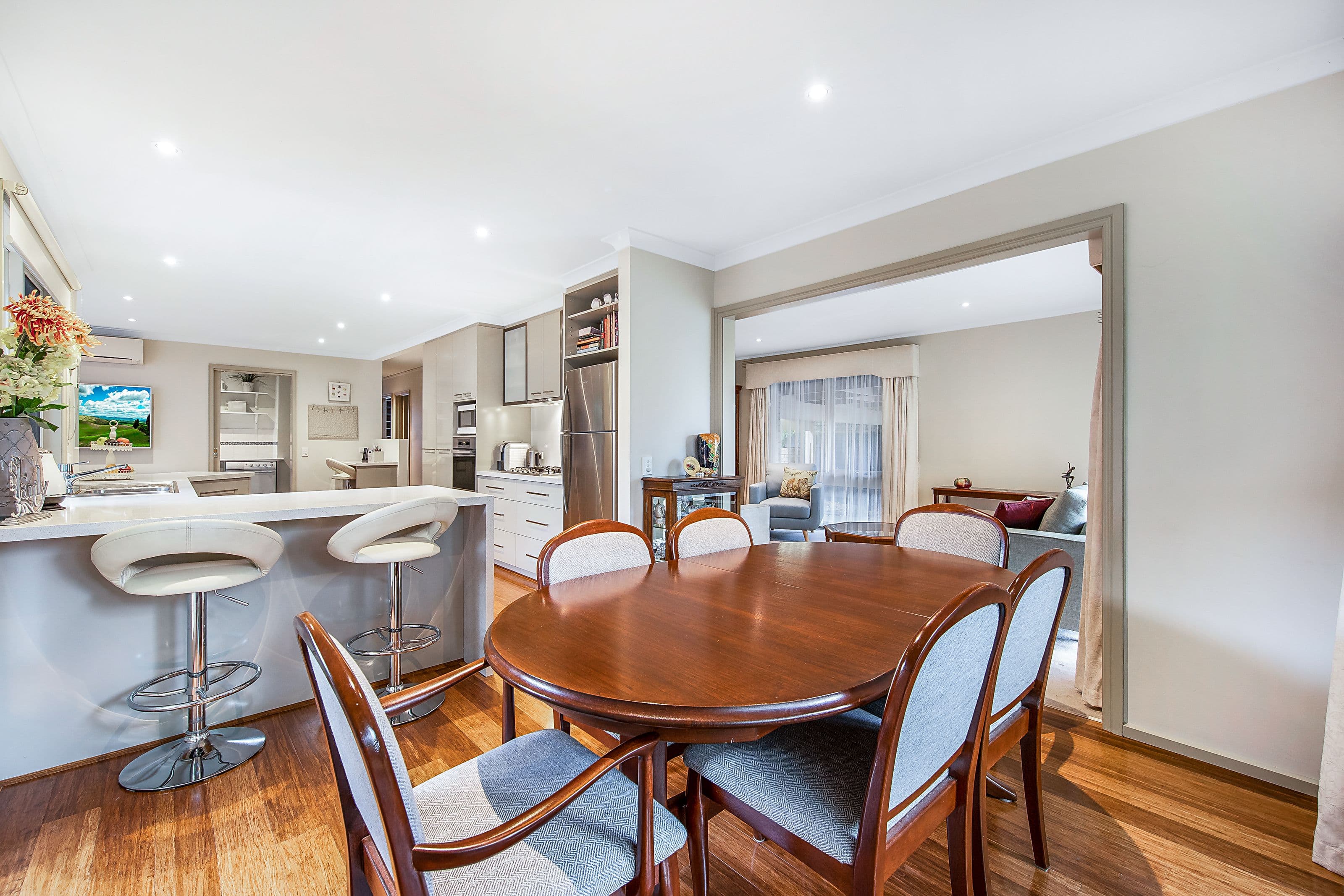 48 Maylands Crescent, Glen Waverley VIC 3150, Glen Waverley - Thumbnail 3