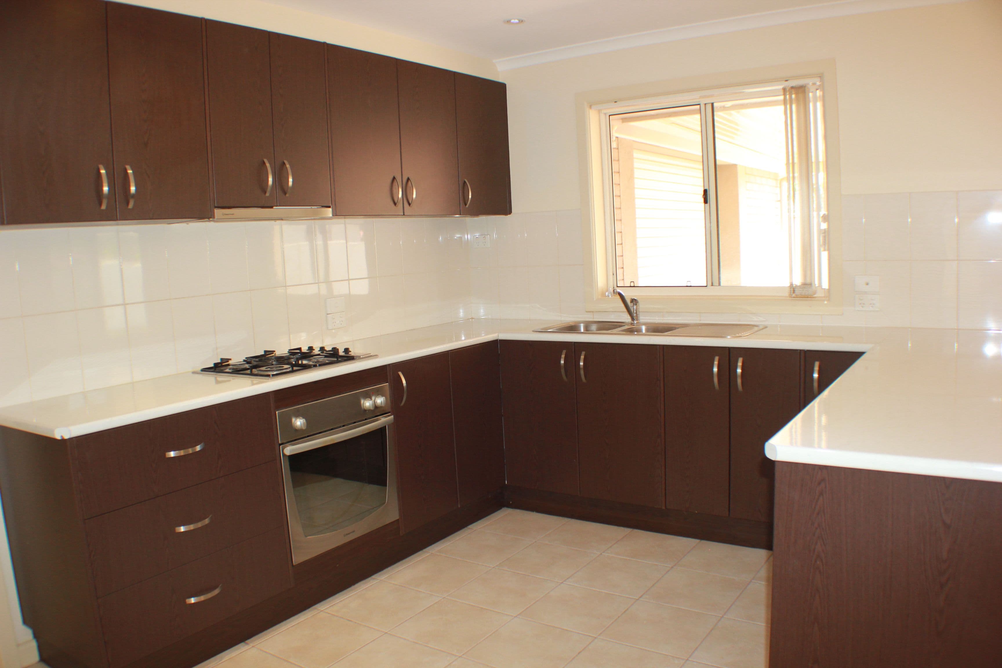 4 Sissinghurst Drive, Oakden SA 5086, Oakden - Thumbnail 2