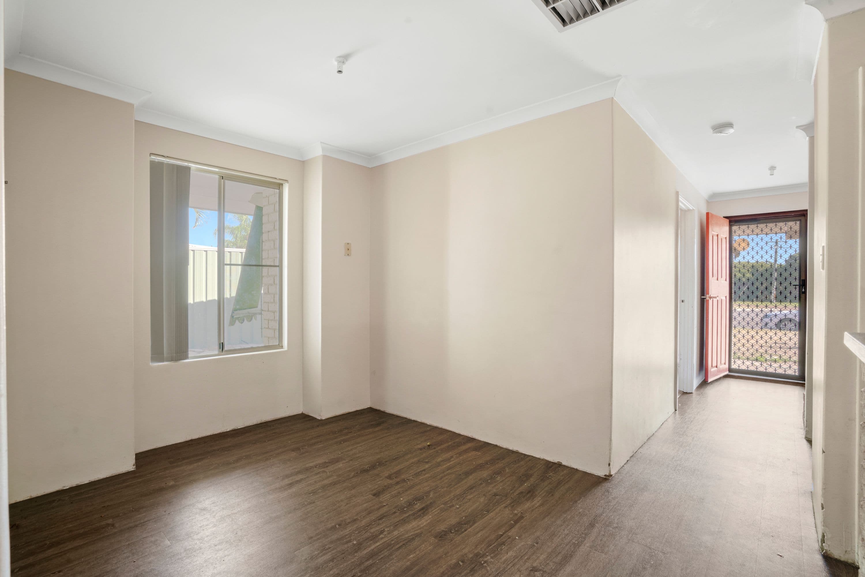 8 Dillon Place, Gosnells WA 6110, Gosnells - Thumbnail 4