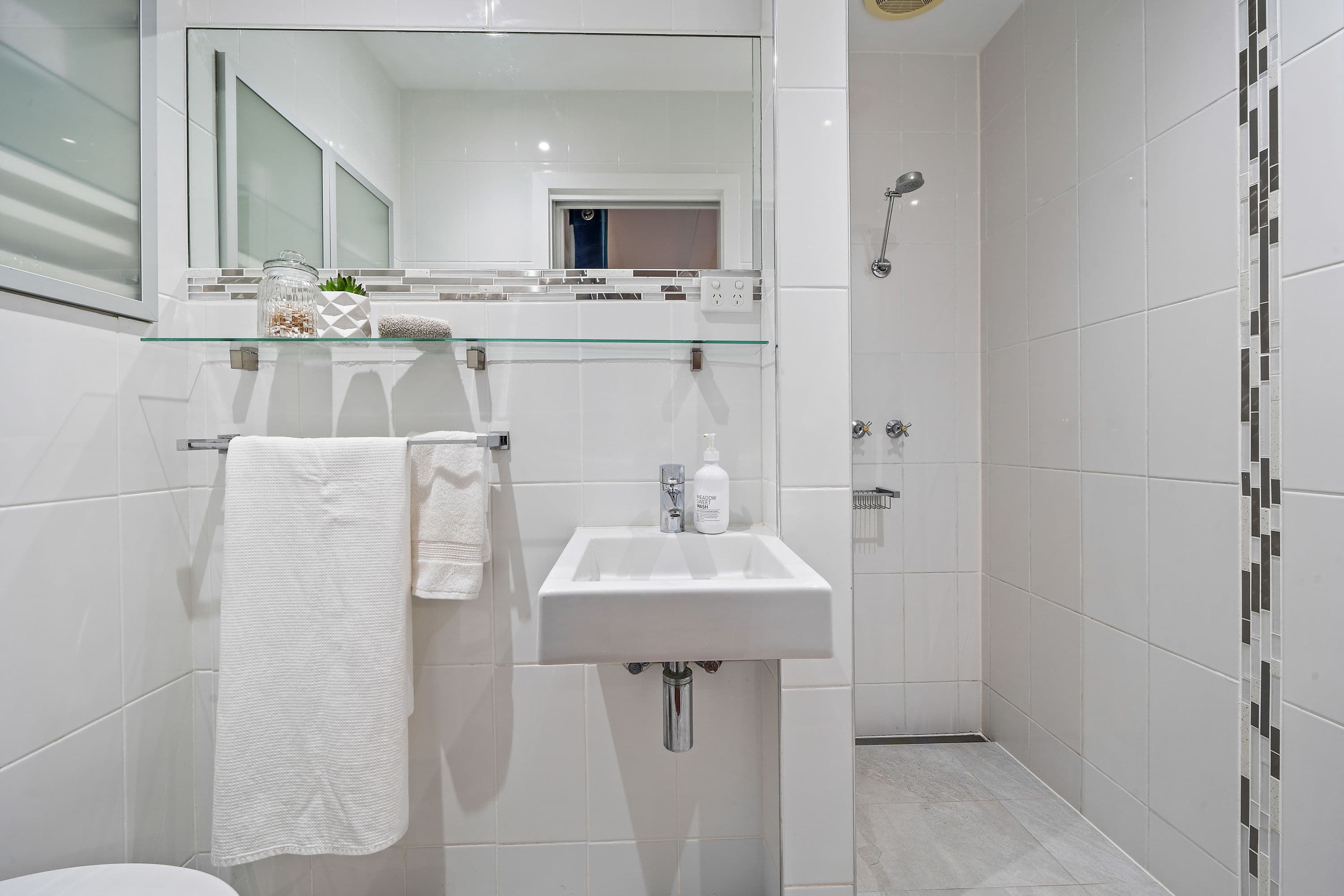 9 Southwell Street, Weetangera ACT 2614, Weetangera - Thumbnail 4