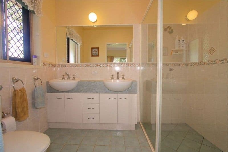 15 Birchdale Drive, BARGARA QLD 4670, Bargara - Thumbnail 8