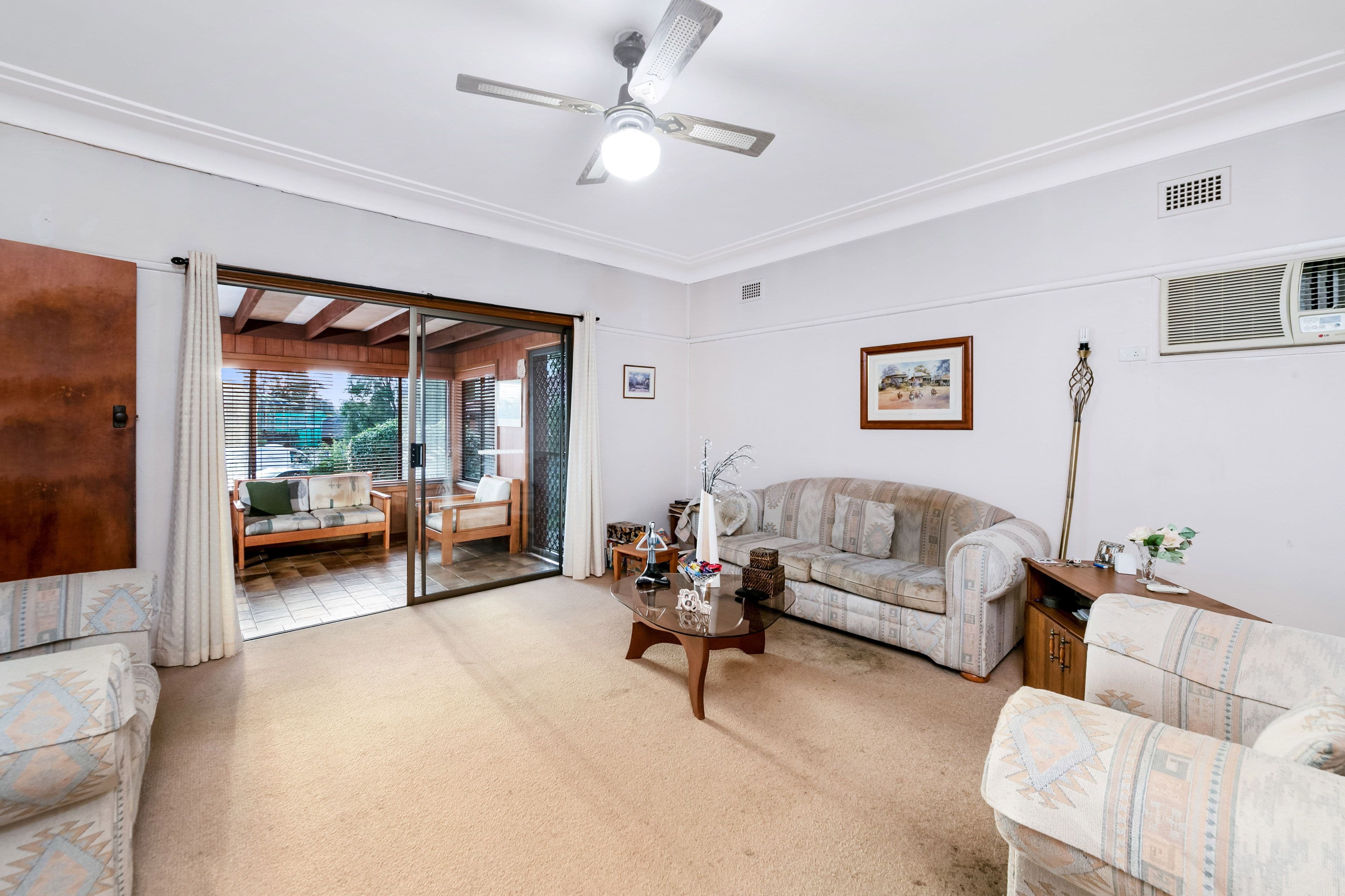 17 Vista Crescent, Chester Hill NSW 2162, Chester Hill - Thumbnail 2