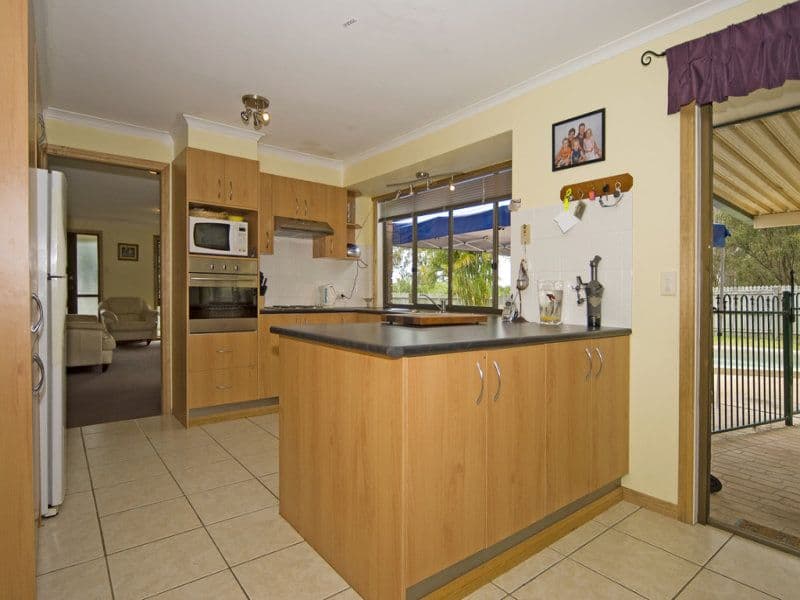 166 Cedar Road, REDBANK PLAINS QLD 4301, Redbank Plains - Thumbnail 4