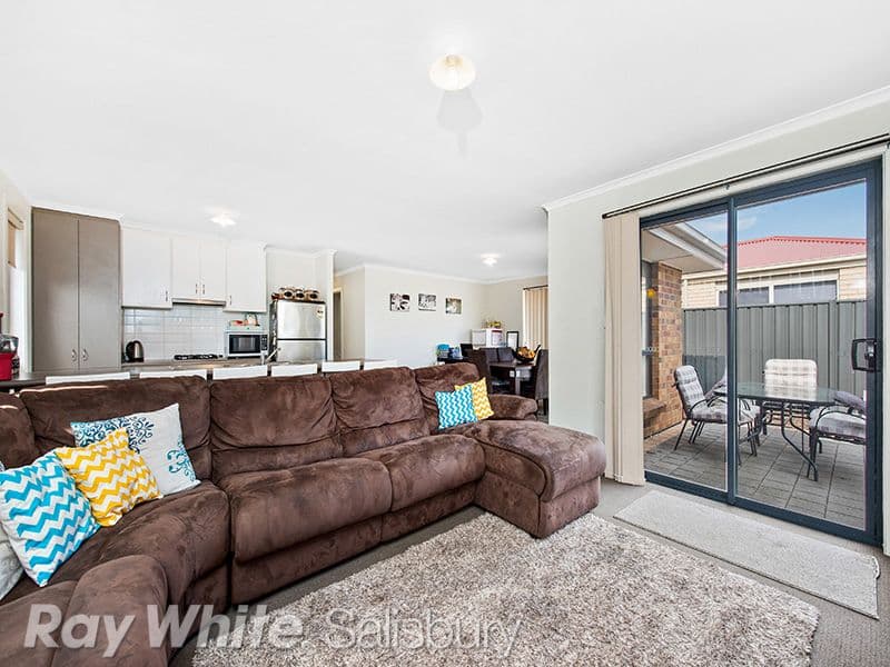 26 Almond Circuit, Munno Para West SA 5115, Munno Para West - Thumbnail 2