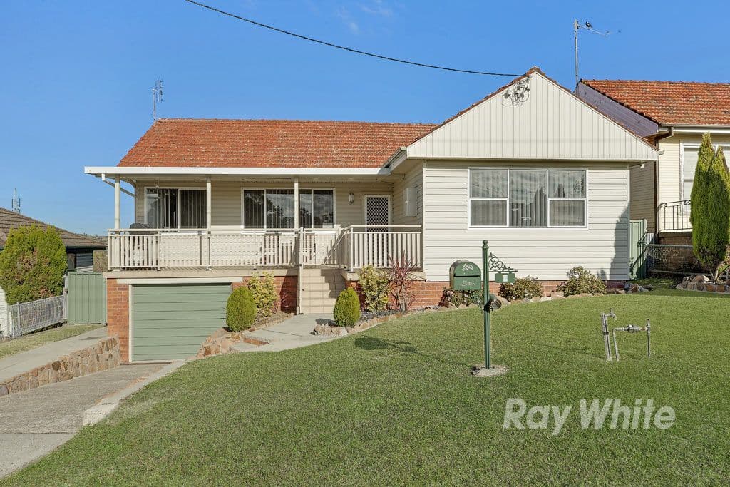 9 Glendale Drive, Glendale - Image 1