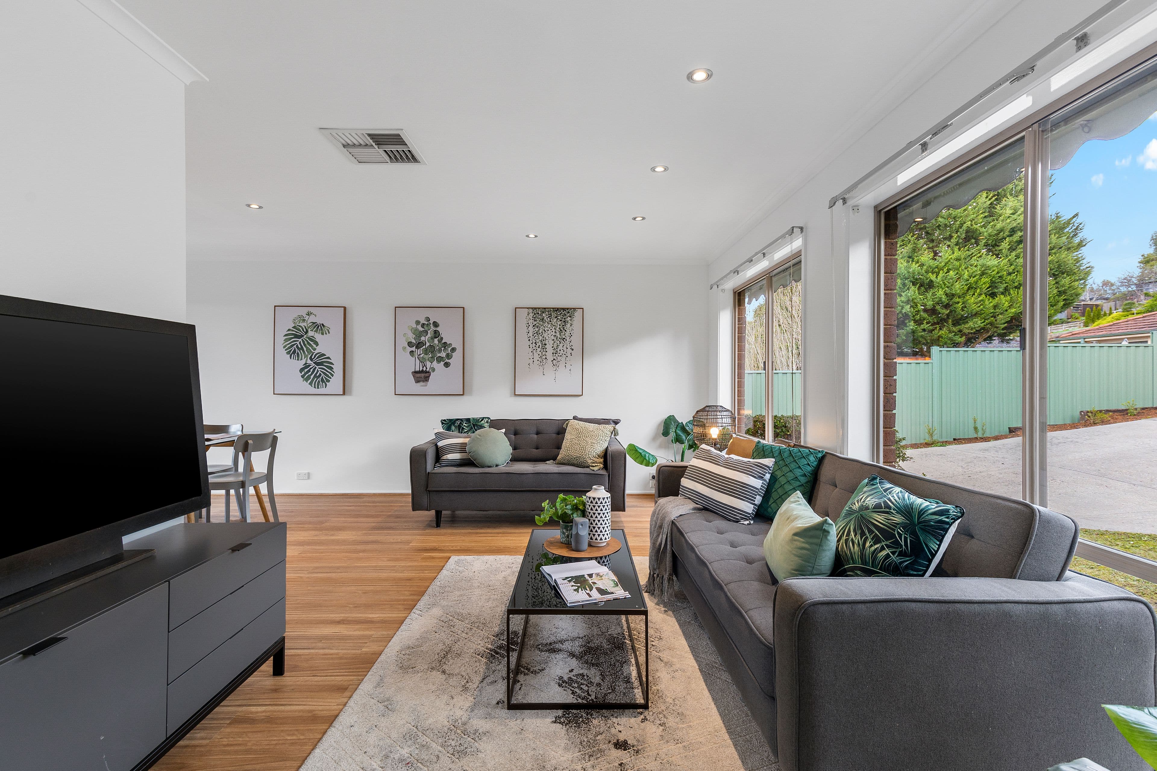 9 Blucher Street, Ferntree Gully VIC 3156, Ferntree Gully - Thumbnail 2