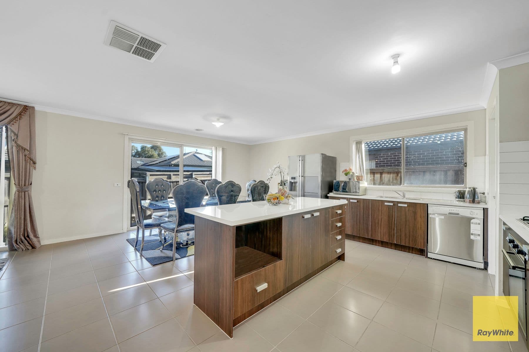 8 Isabella Way, Tarneit VIC 3029, Tarneit - Thumbnail 6