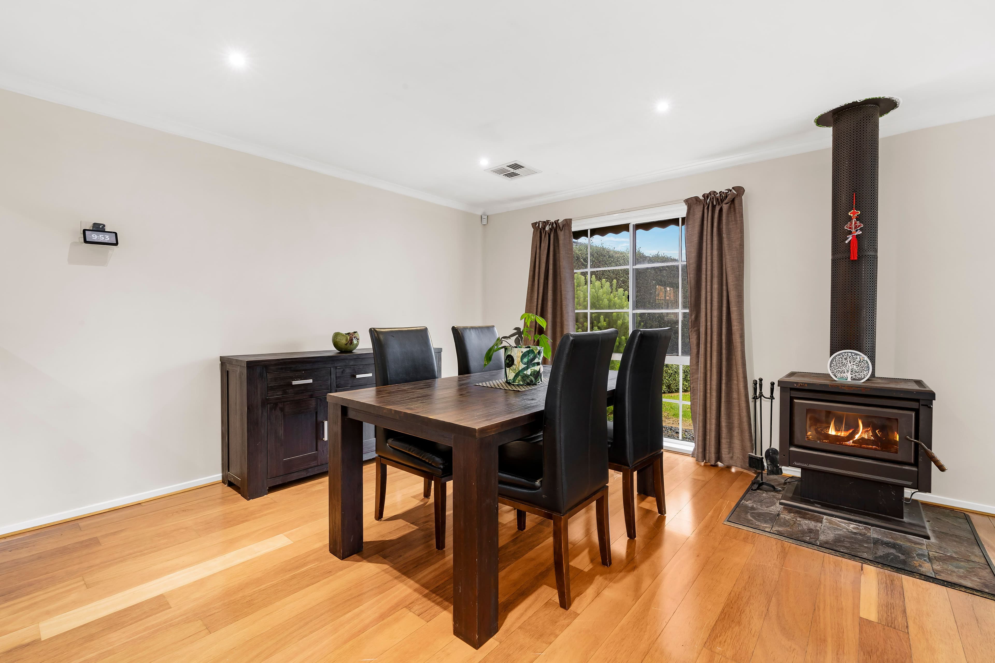 8 Albyn Court, Mill Park VIC 3082, Mill Park - Thumbnail 3