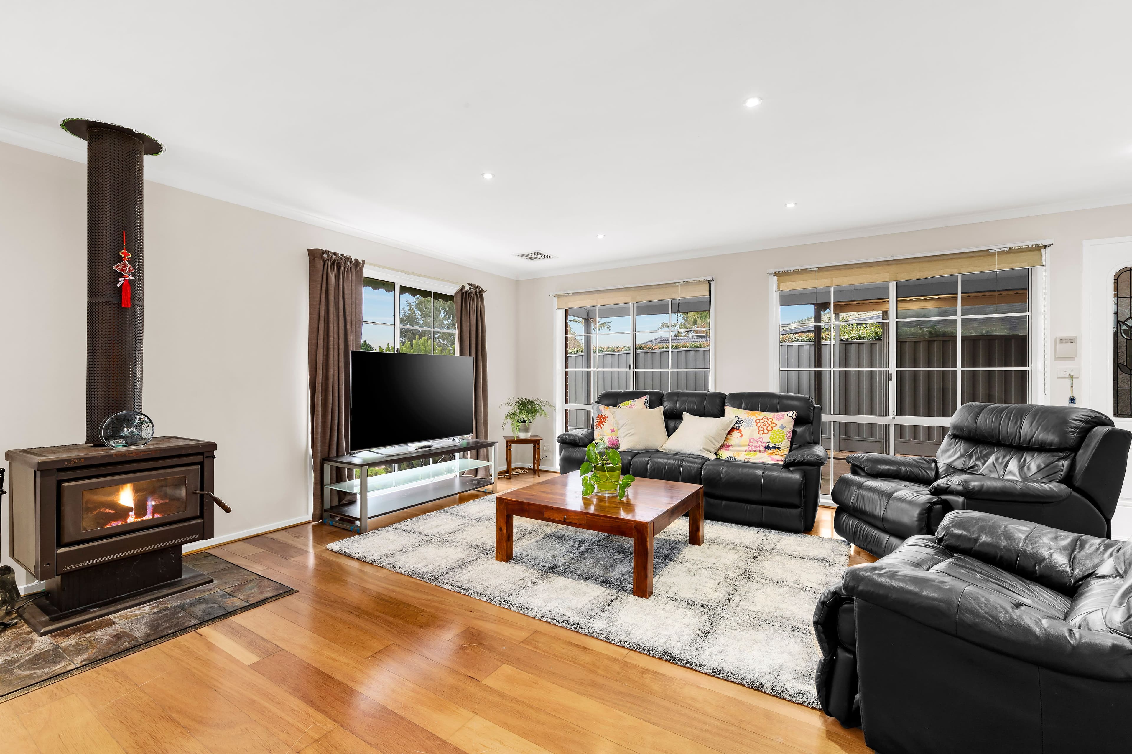 8 Albyn Court, Mill Park VIC 3082, Mill Park - Thumbnail 4