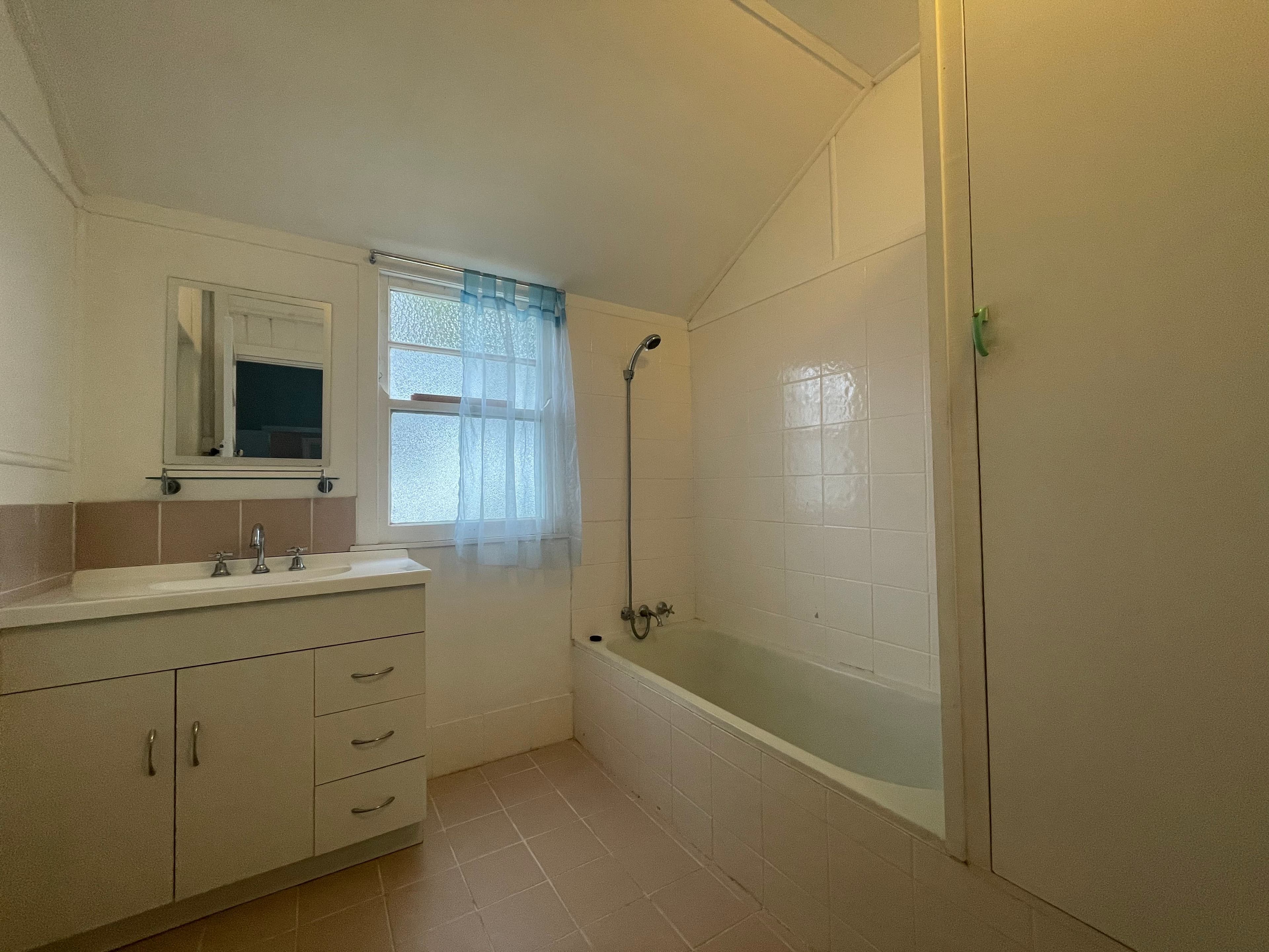 20 Nardoo, Millmerran QLD 4357, Millmerran - Thumbnail 8