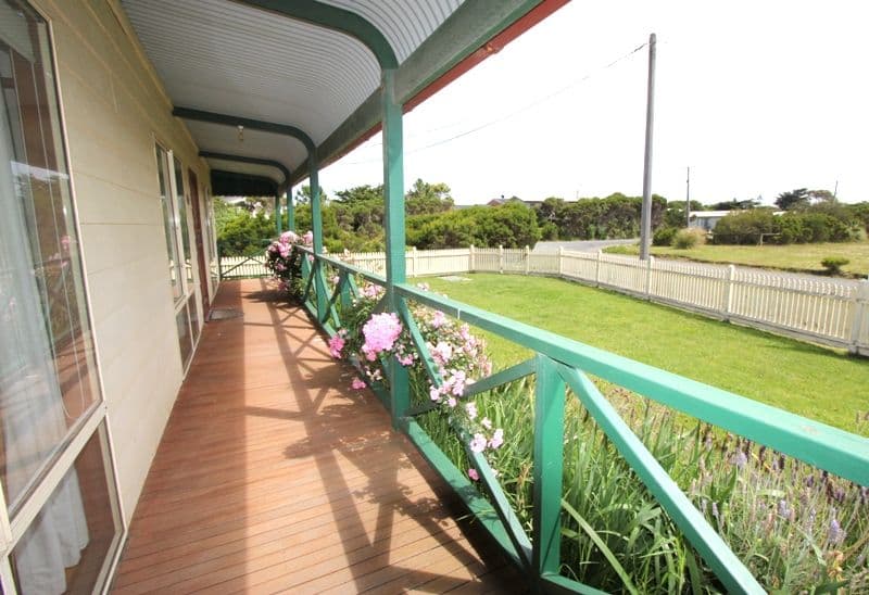 1 Sinclair Avenue, SURF BEACH VIC 3922, Surf Beach - Thumbnail 3