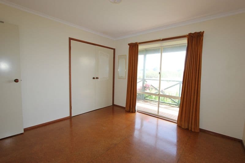1 Sinclair Avenue, SURF BEACH VIC 3922, Surf Beach - Thumbnail 4