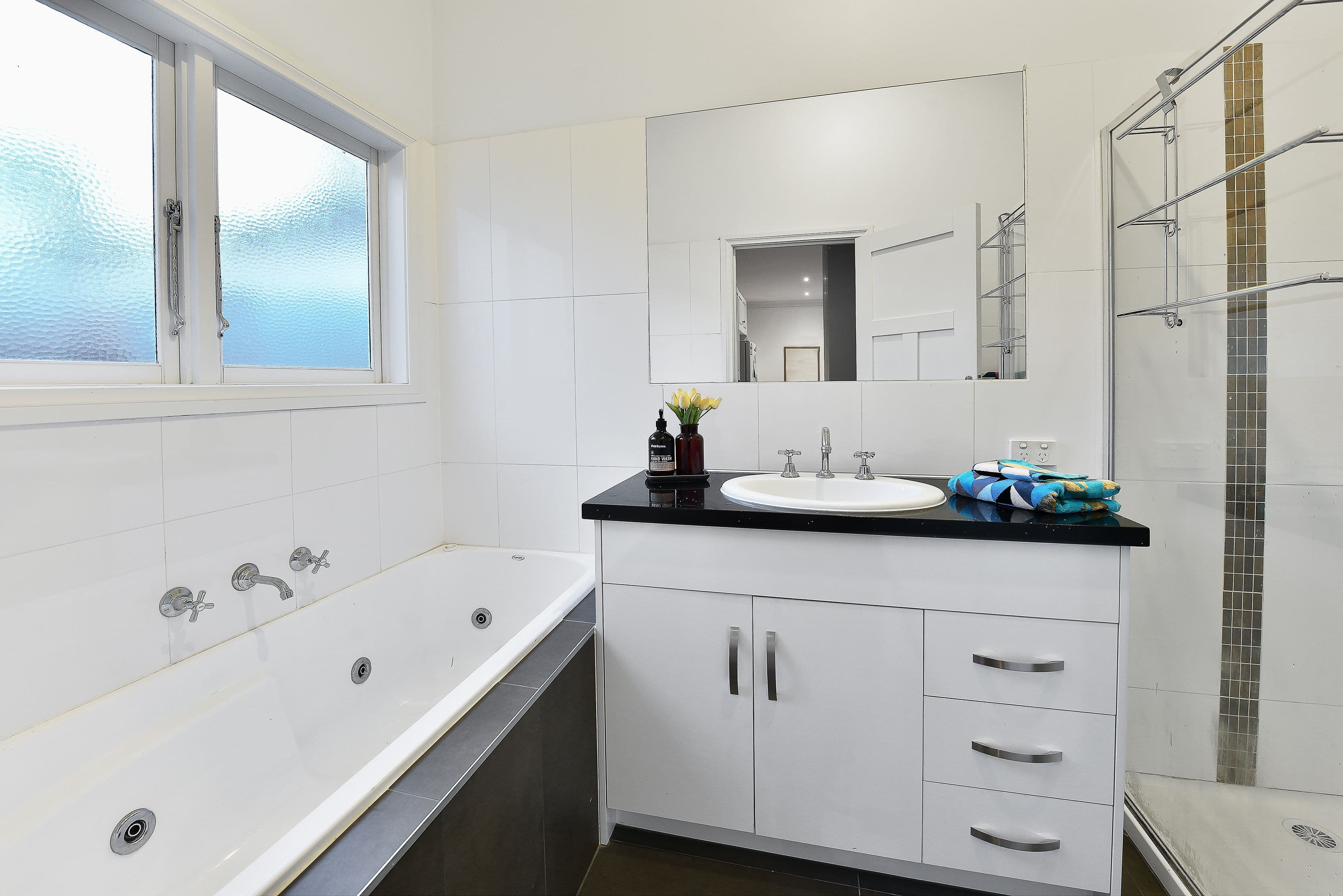 39 Glenora Avenue, Coburg VIC 3058, Coburg - Thumbnail 4