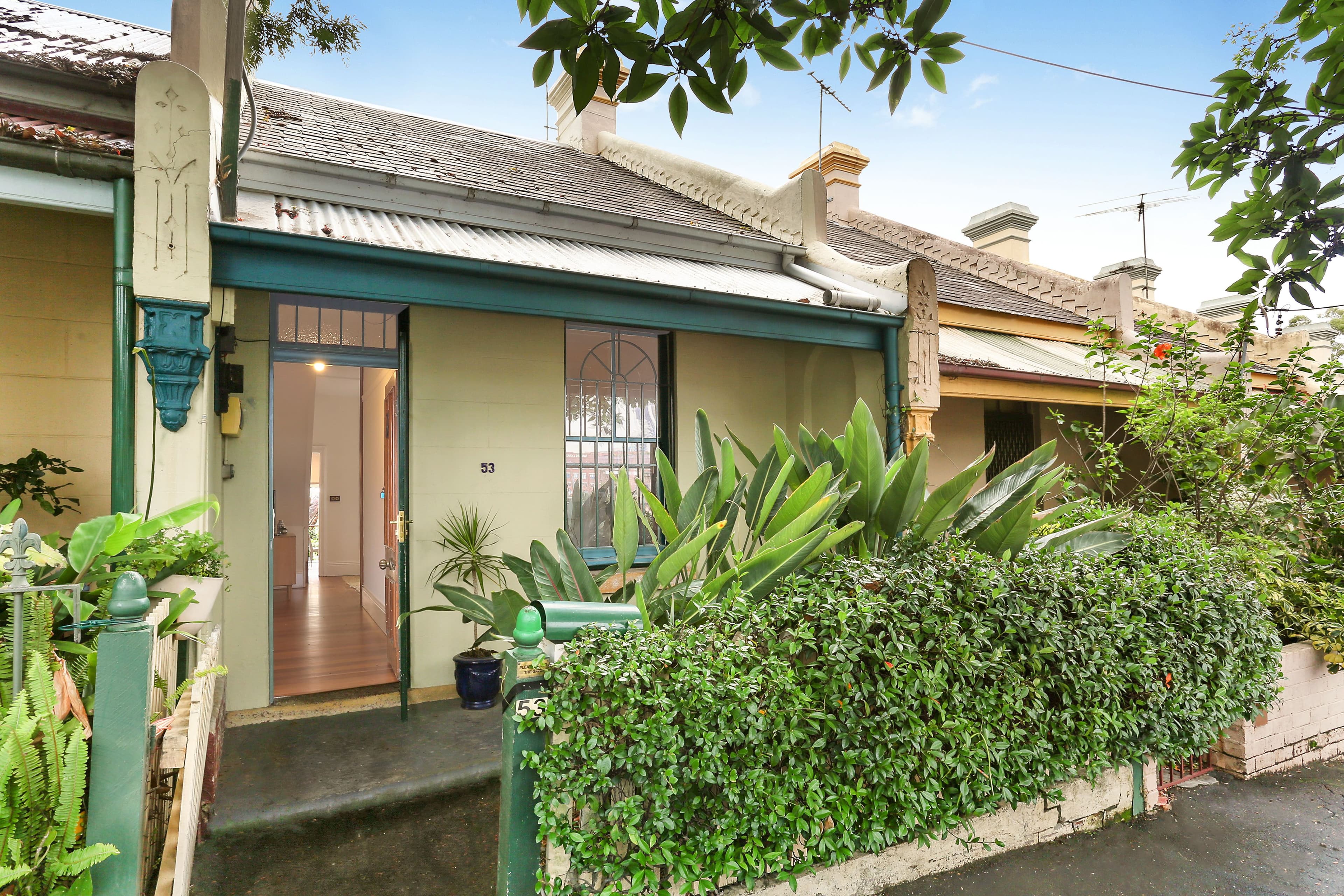 53 Cowper Street, Glebe - Image 1