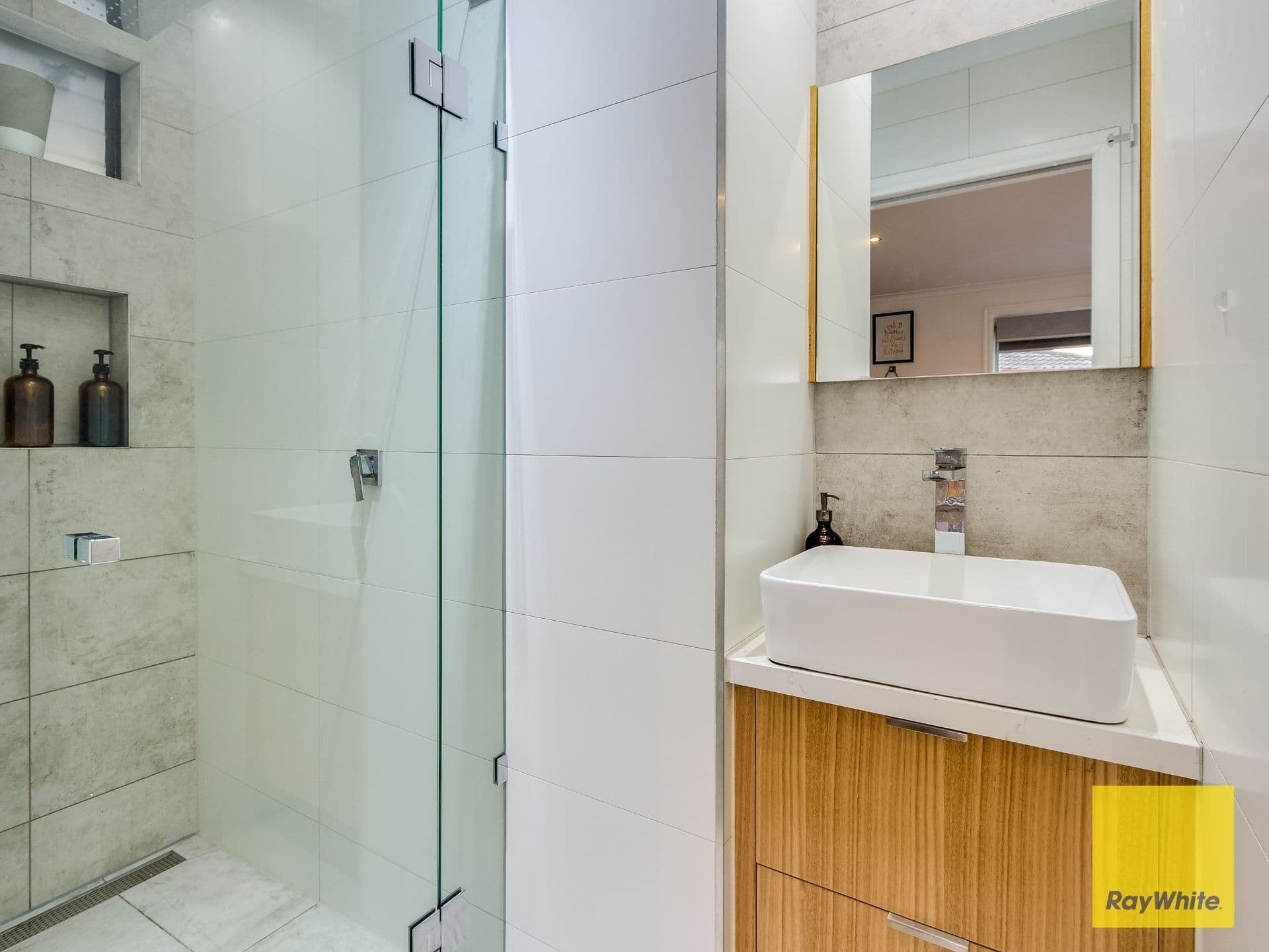 13 Booth Crescent, Dandenong North VIC 3175, Dandenong North - Thumbnail 8