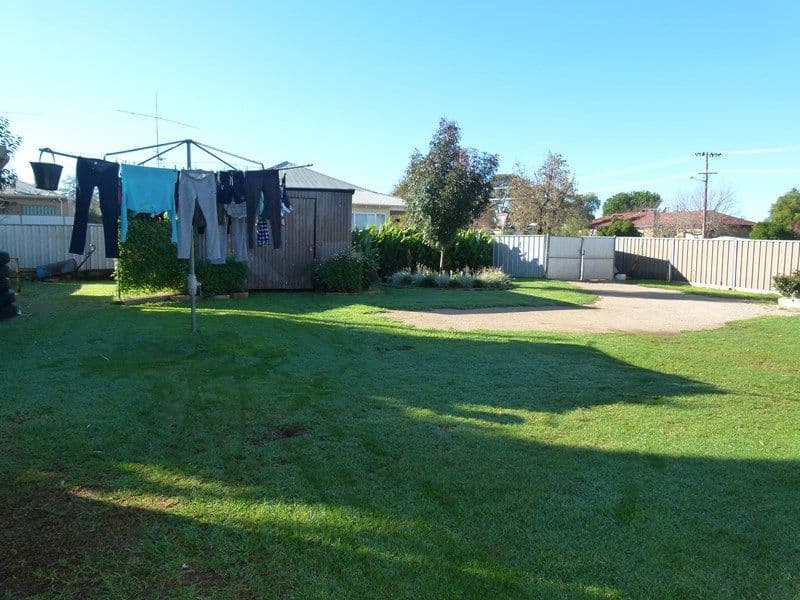 60 Wambat Street, FORBES NSW 2871, Forbes - Thumbnail 2
