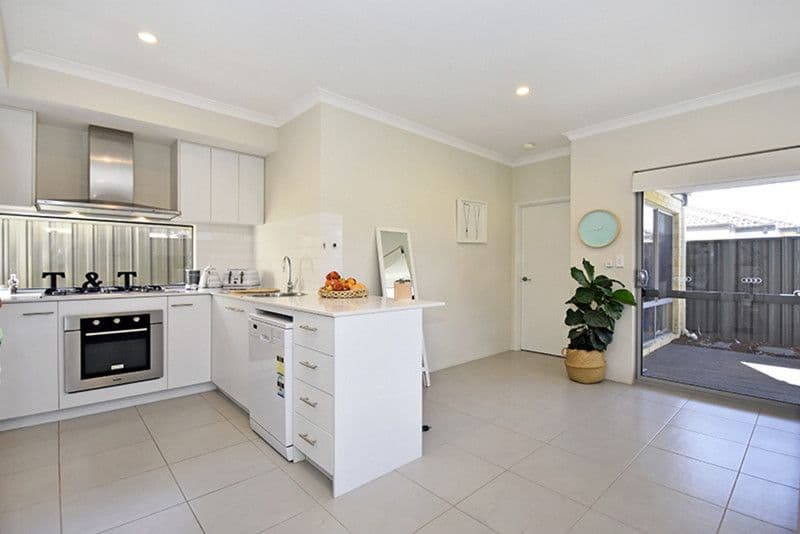 18 Donatti Retreat, Caversham WA 6055, Caversham - Thumbnail 7