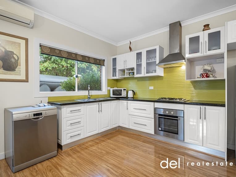 2/33 Latham Crescent, Dandenong North, Dandenong North - Thumbnail 4