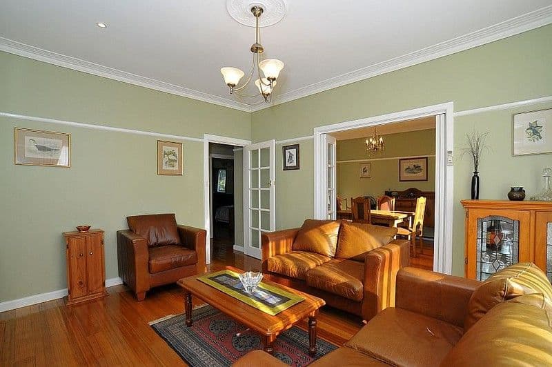 2 Haros Avenue, NUNAWADING VIC 3131, Nunawading - Thumbnail 2